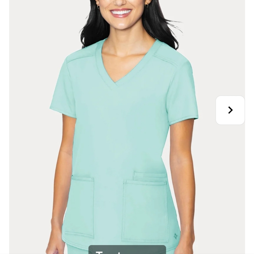 Med Couture Women's Scrub Top in Light green